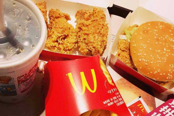如何加盟麦当劳连锁店铺赚钱呢