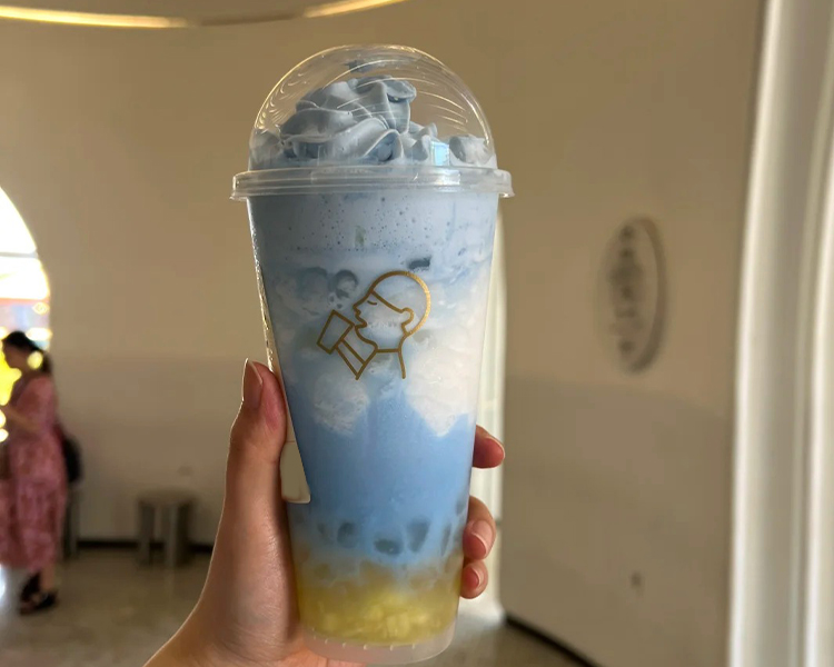 喜茶奶茶店加盟费大概要多少钱，开喜茶的加盟条件